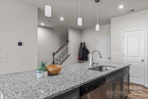 1564 Galloway Road Charlotte NC 28262