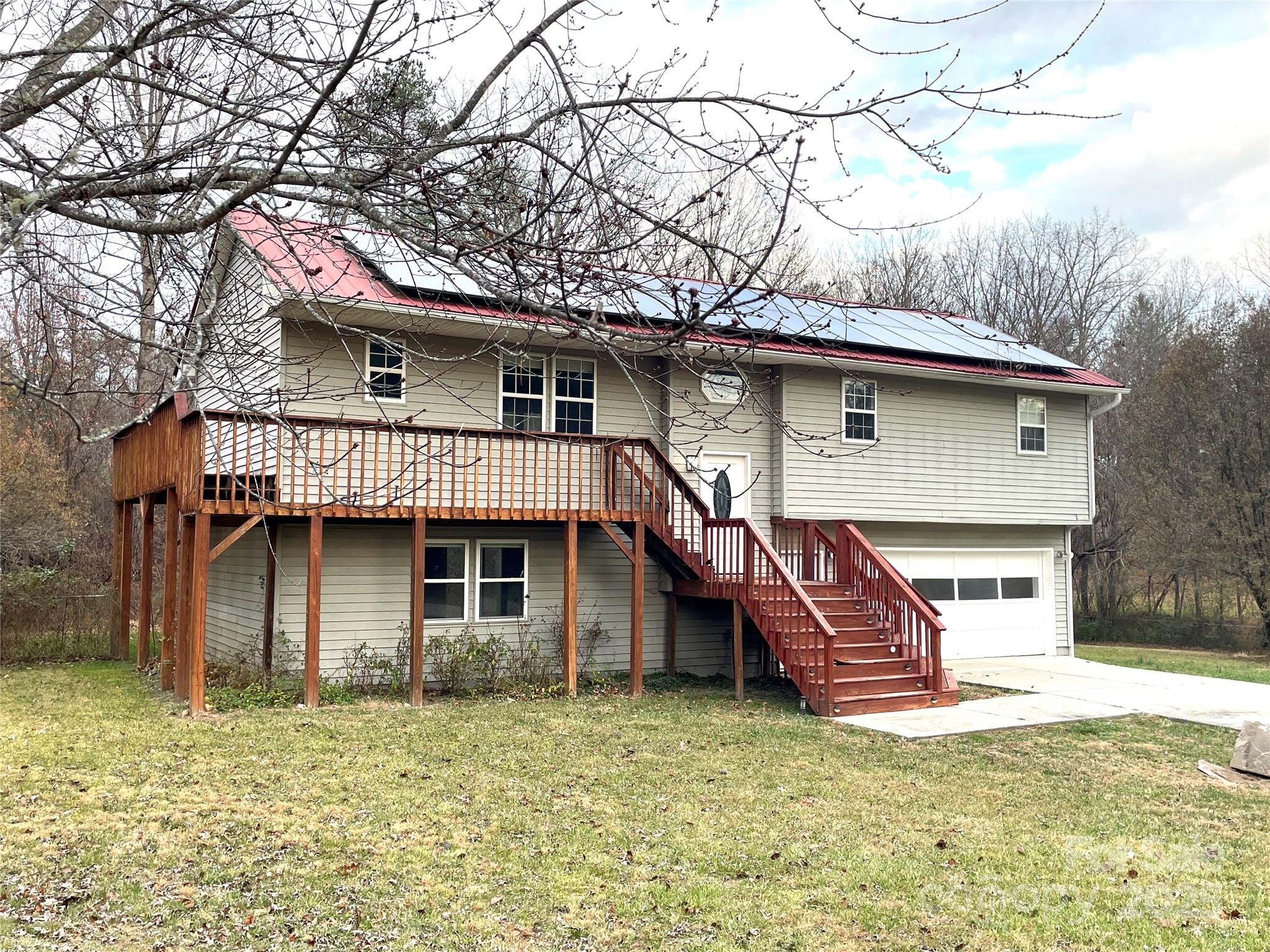 14 Spring Lake Drive Fletcher NC 28732