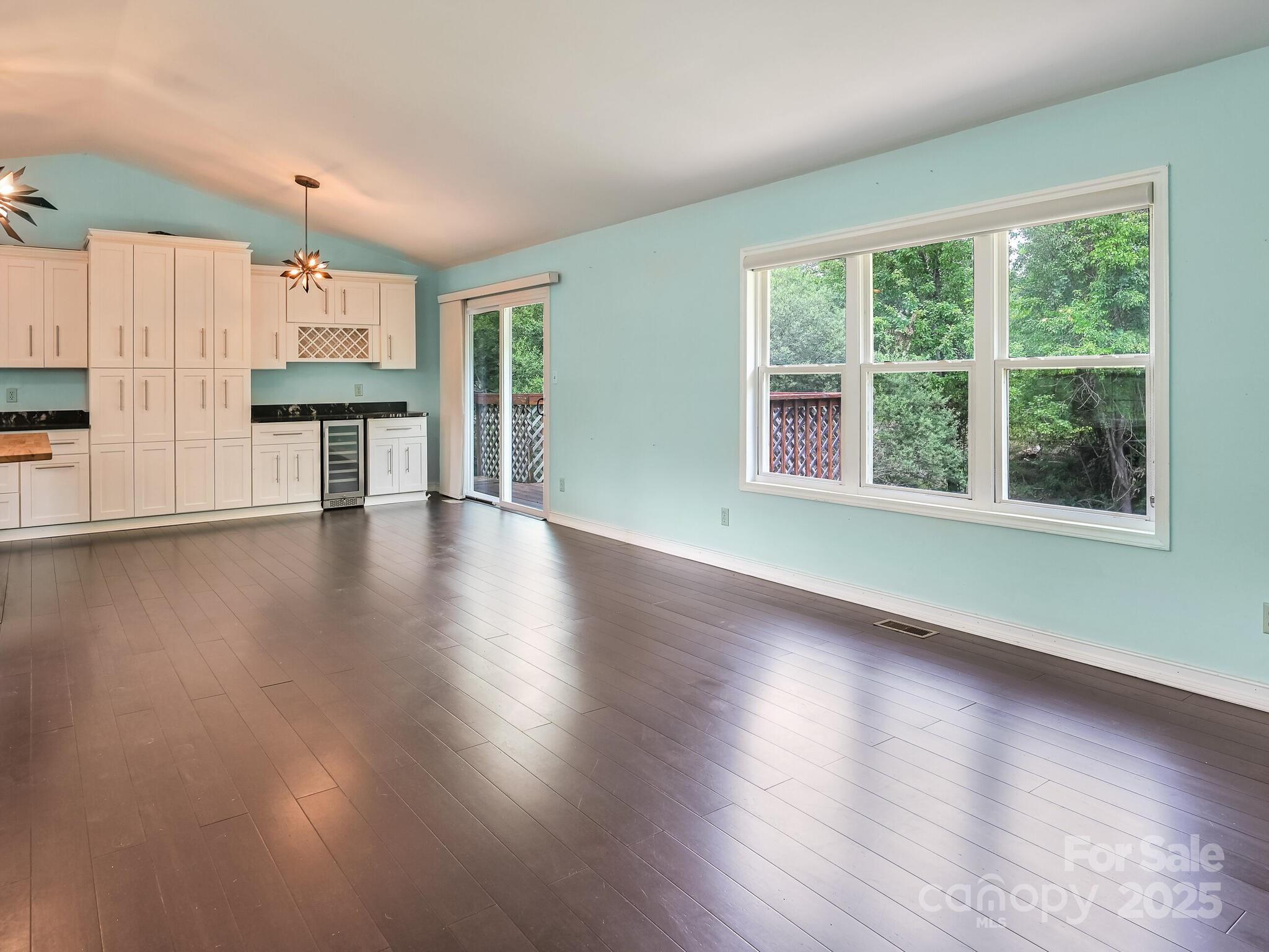 14 Spring Lake Drive Fletcher NC 28732