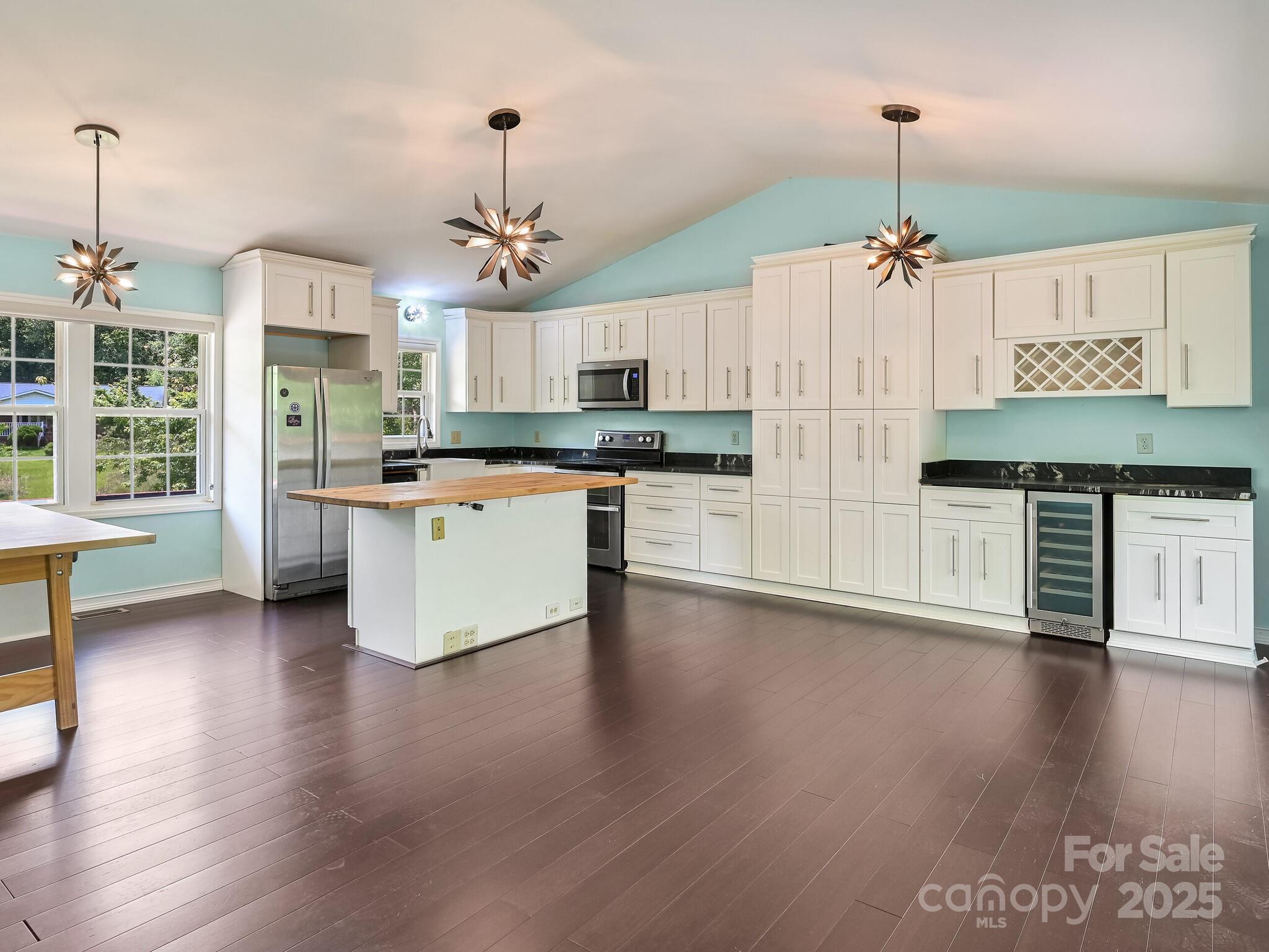 14 Spring Lake Drive Fletcher NC 28732