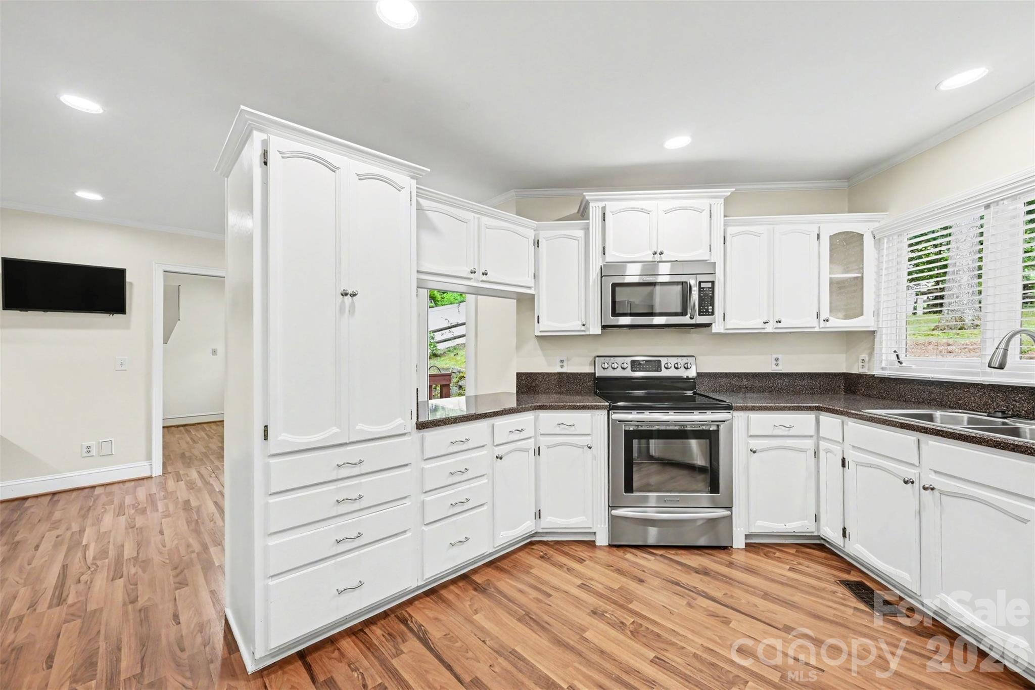 212 Rose Arbor Lane Matthews NC 28105