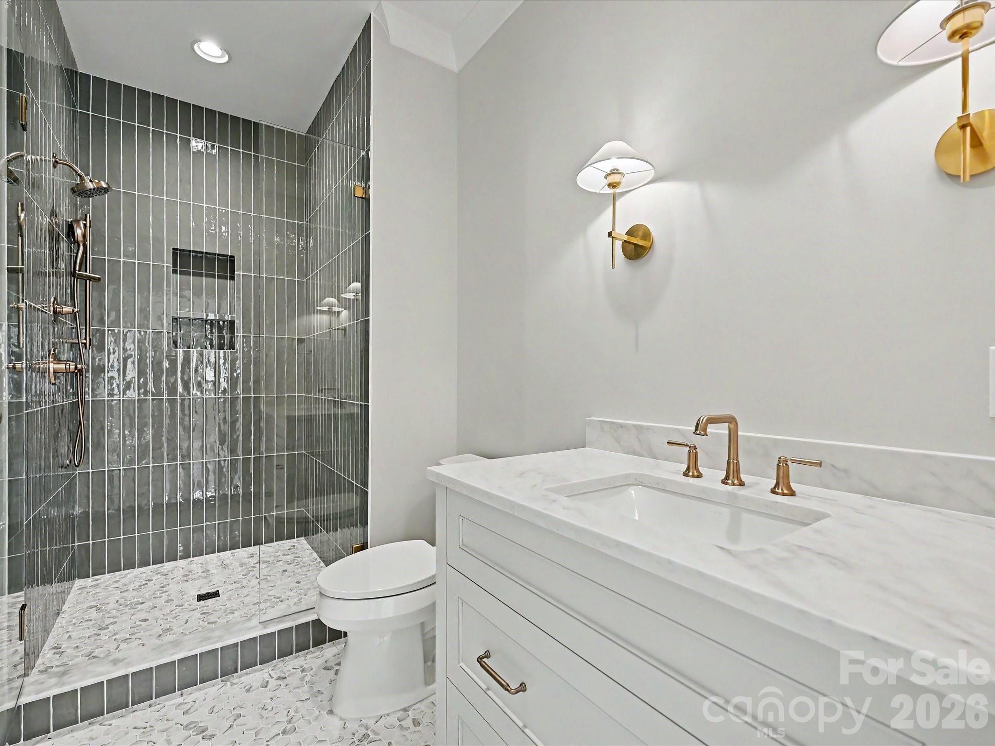 3701 Pelham Lane Charlotte NC 28211