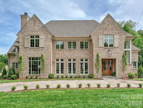 3701 Pelham Lane Charlotte NC 28211