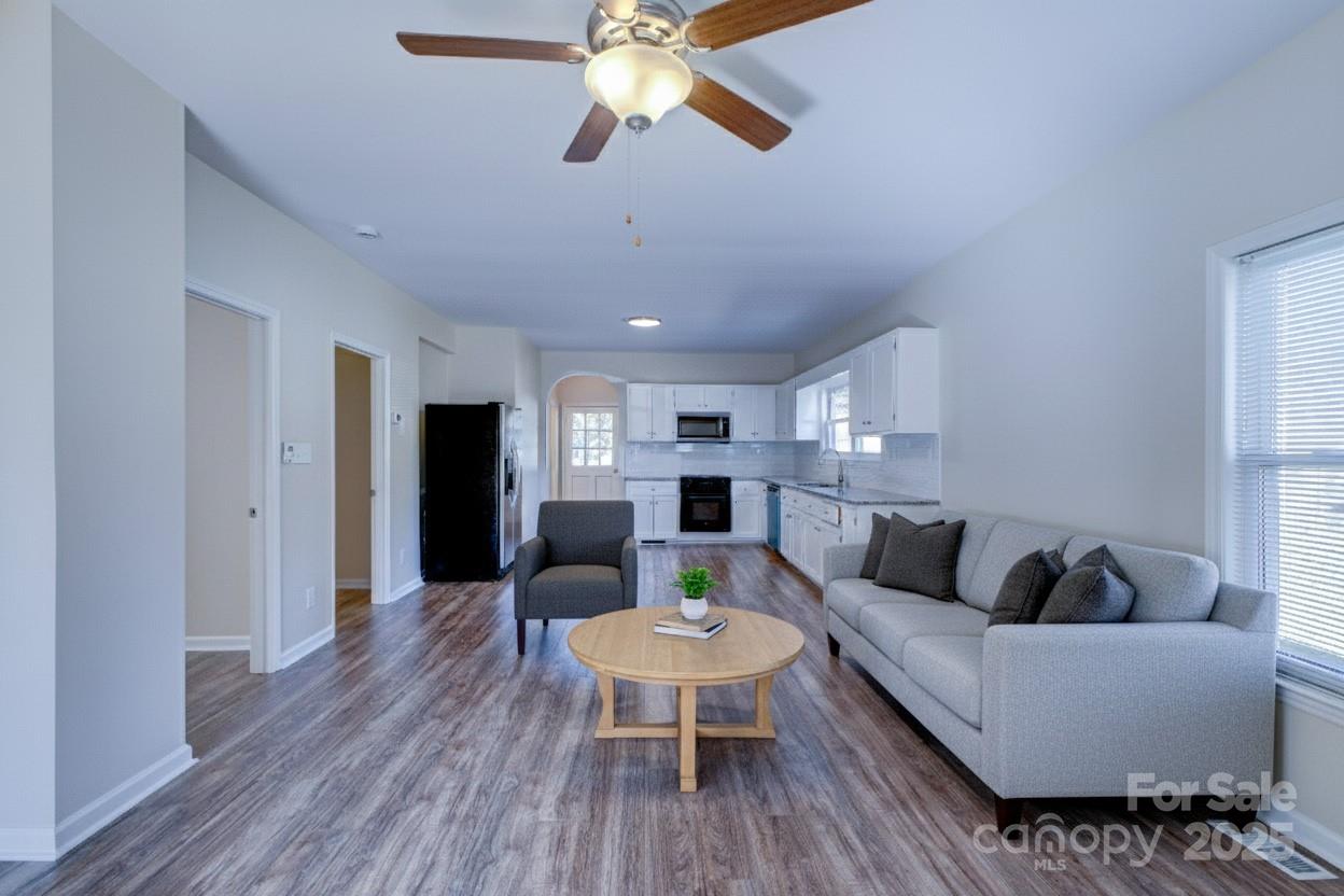 5909 Maple Street Charlotte NC 28269