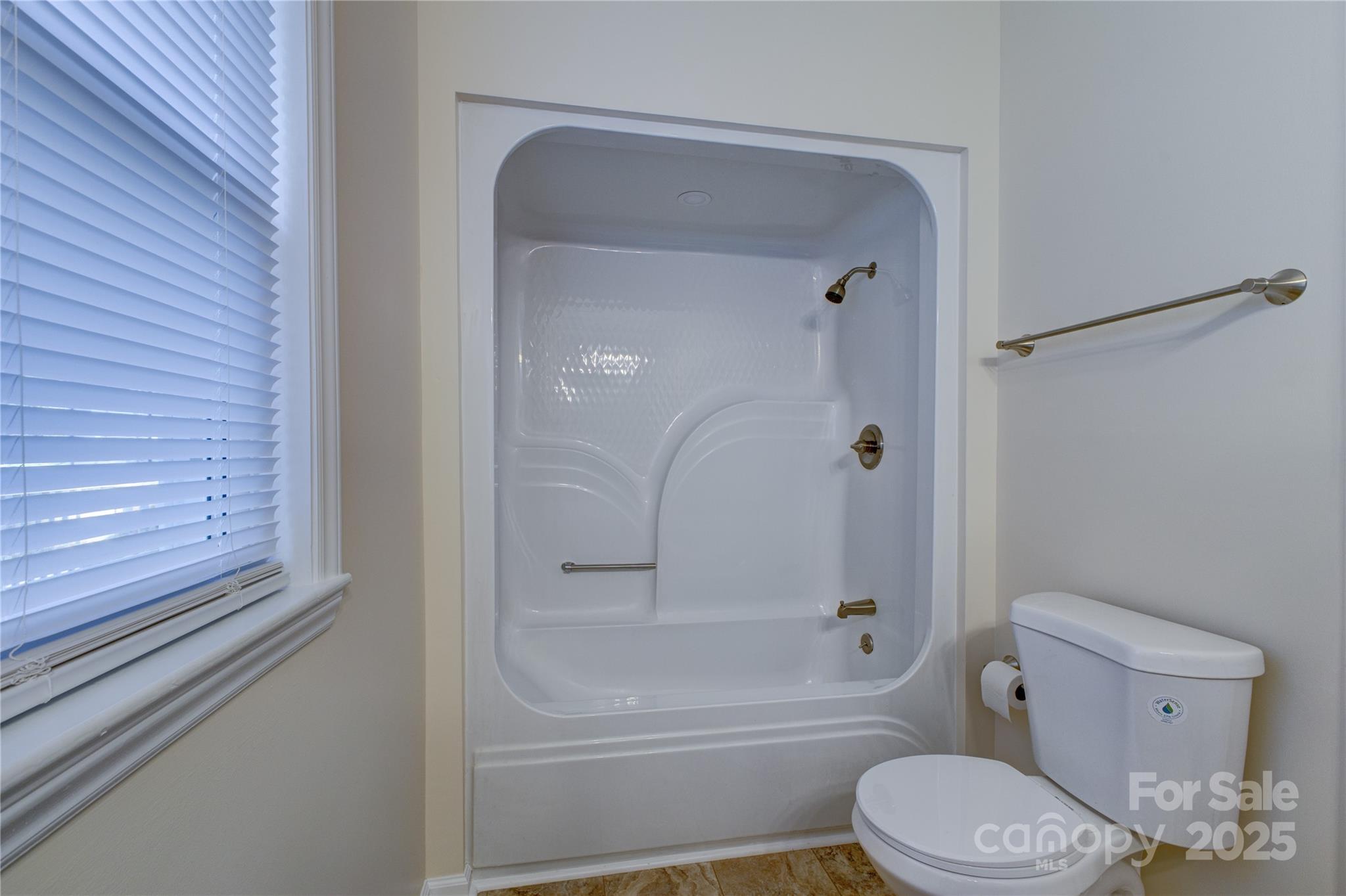 5909 Maple Street Charlotte NC 28269