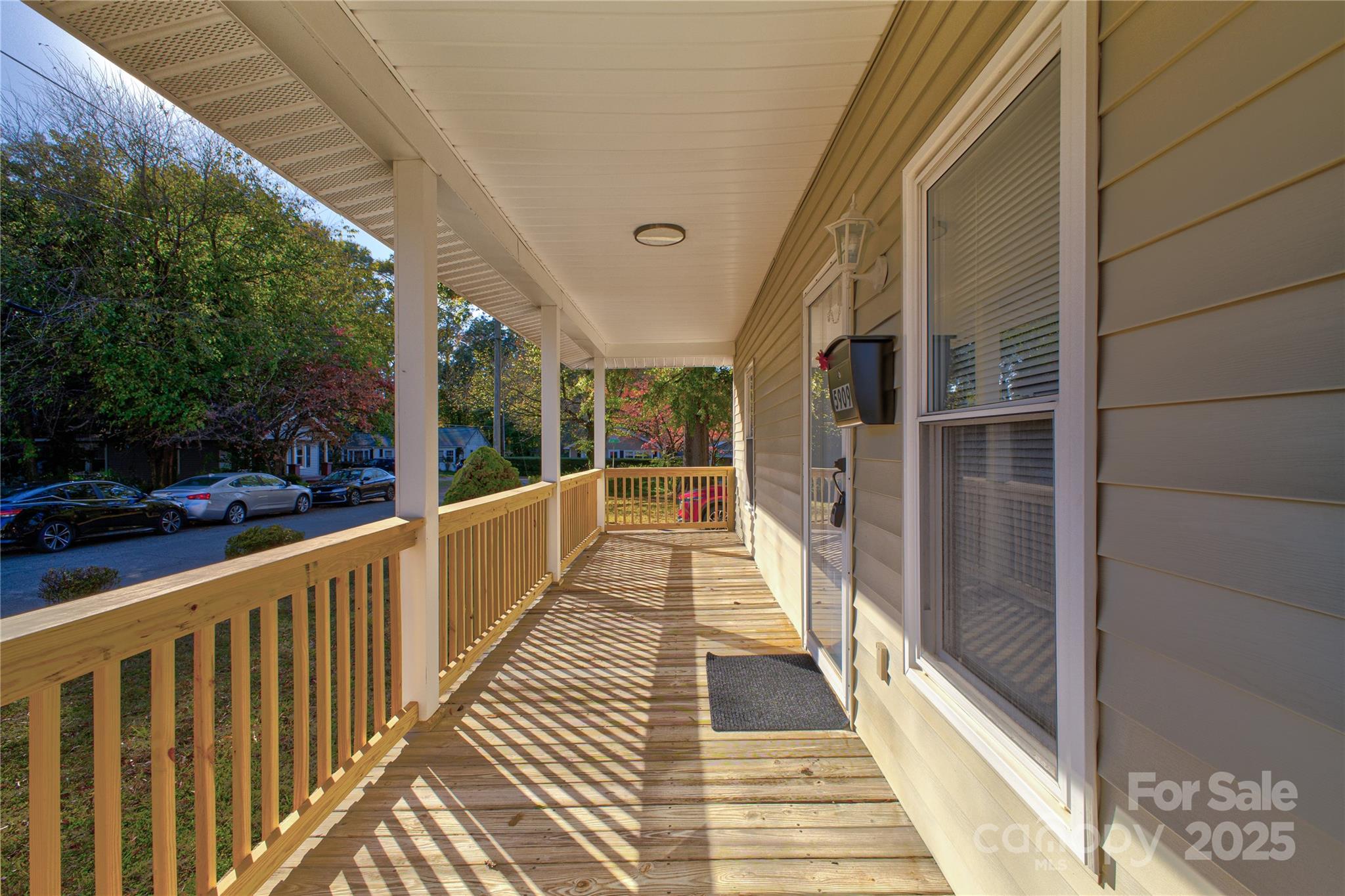 5909 Maple Street Charlotte NC 28269