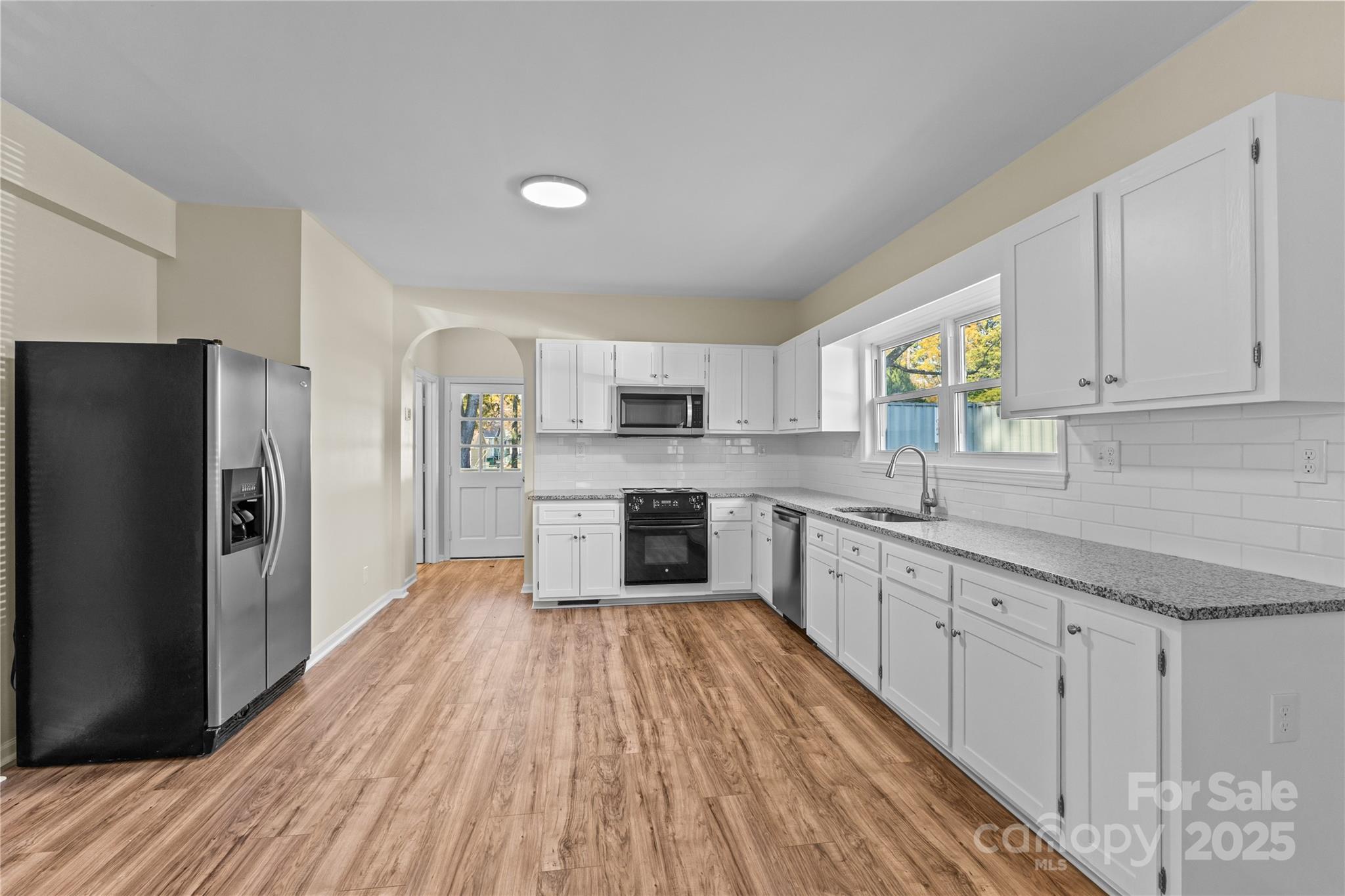 5909 Maple Street Charlotte NC 28269