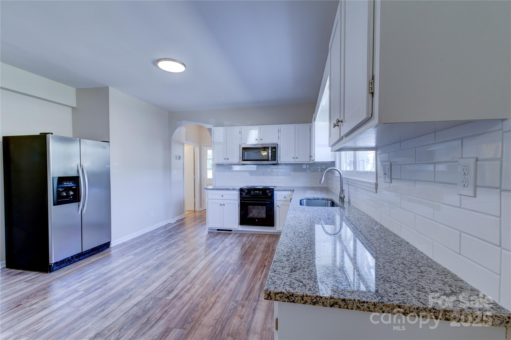 5909 Maple Street Charlotte NC 28269