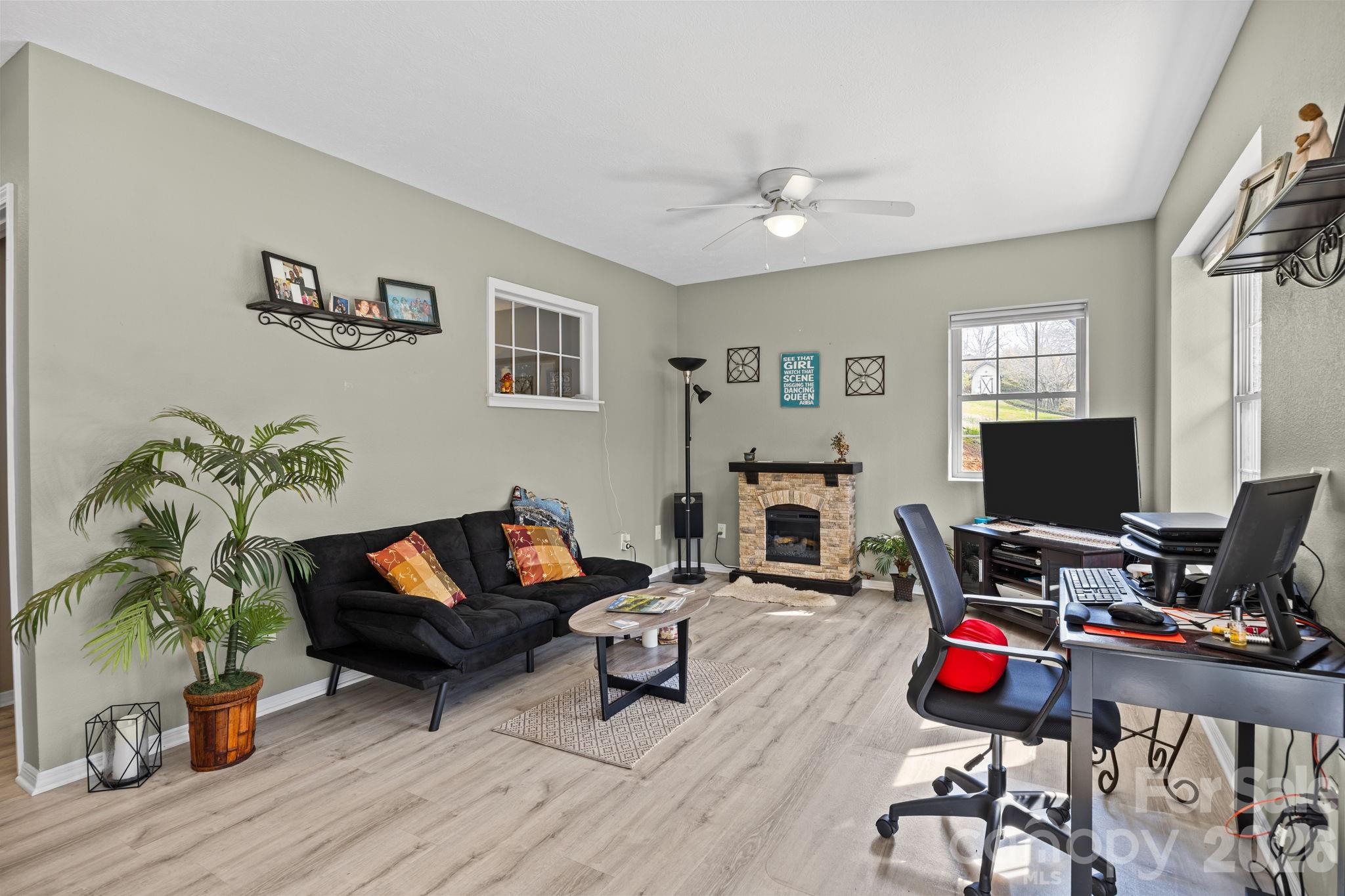 32 Keller Street Waynesville NC 28786