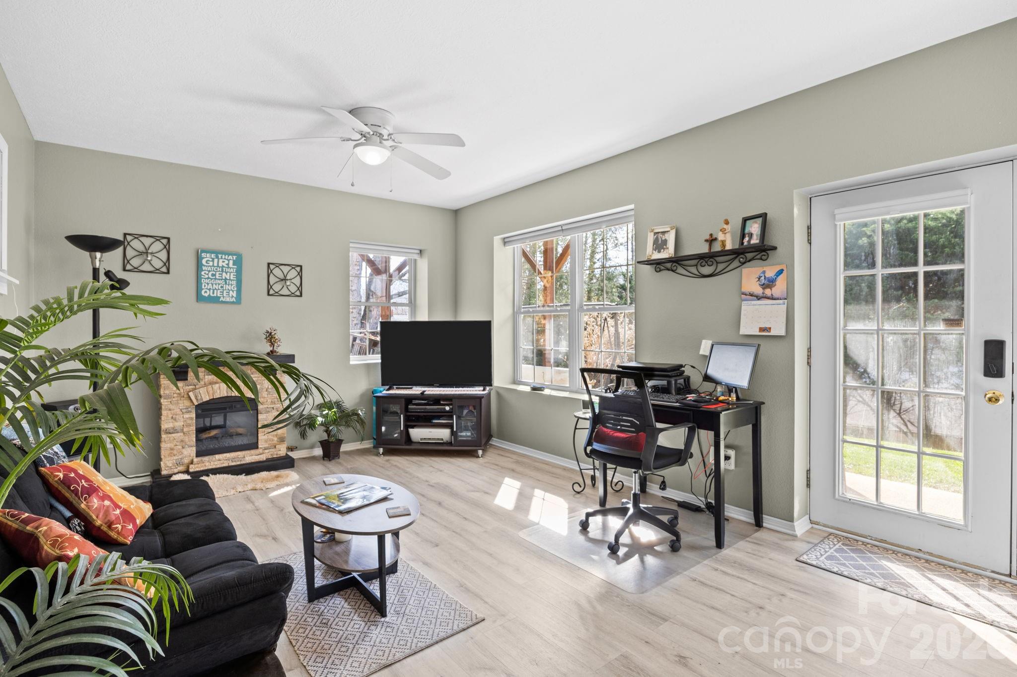 32 Keller Street Waynesville NC 28786