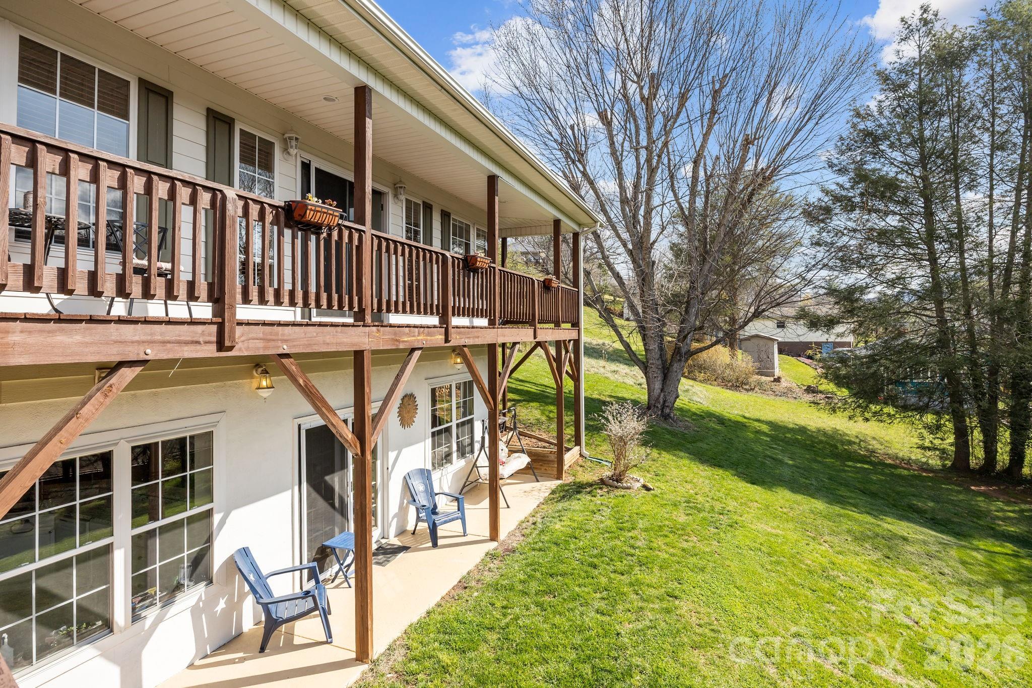 32 Keller Street Waynesville NC 28786