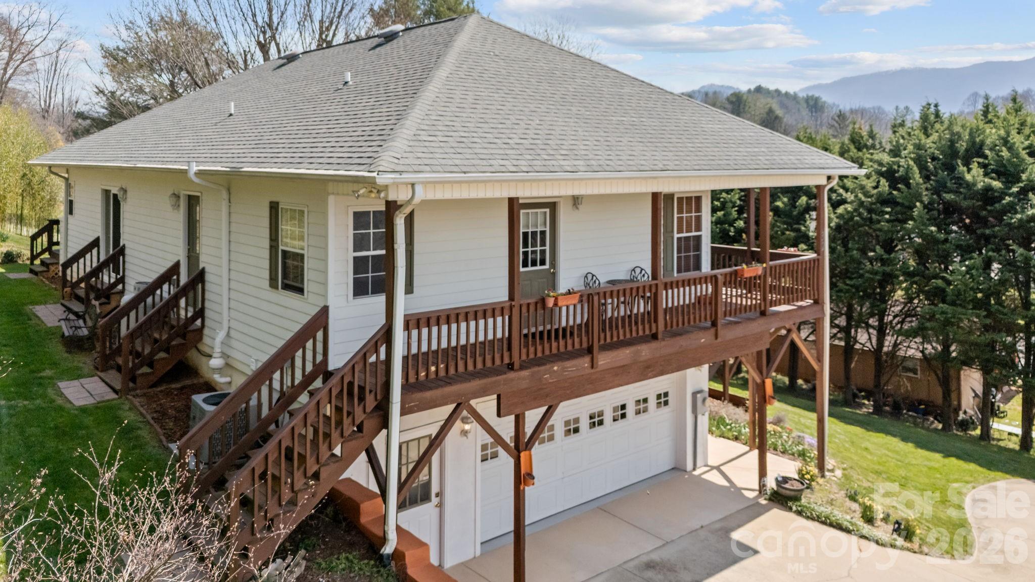 32 Keller Street Waynesville NC 28786