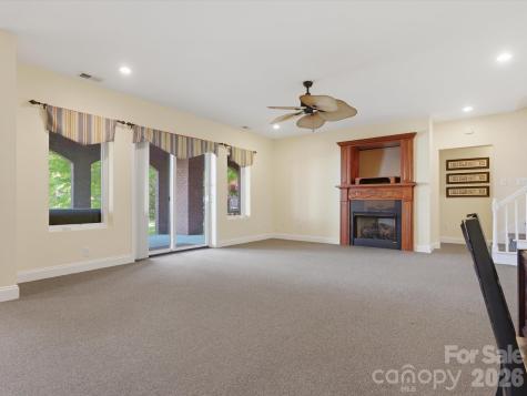 154 Quail Hollow Drive Kings Mountain NC 28086