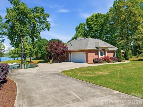 154 Quail Hollow Drive Kings Mountain NC 28086