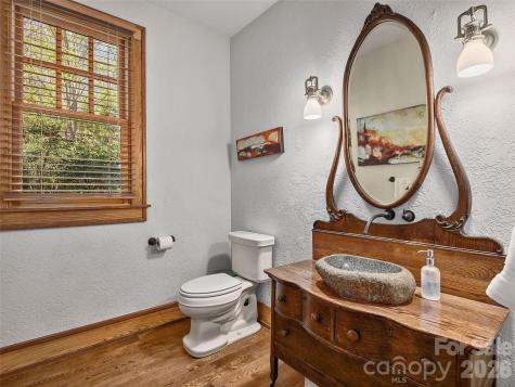 457 Coopers Hawk Drive Asheville NC 28803