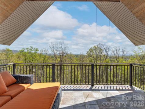 457 Coopers Hawk Drive Asheville NC 28803