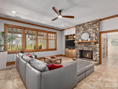 457 Coopers Hawk Drive Asheville NC 28803