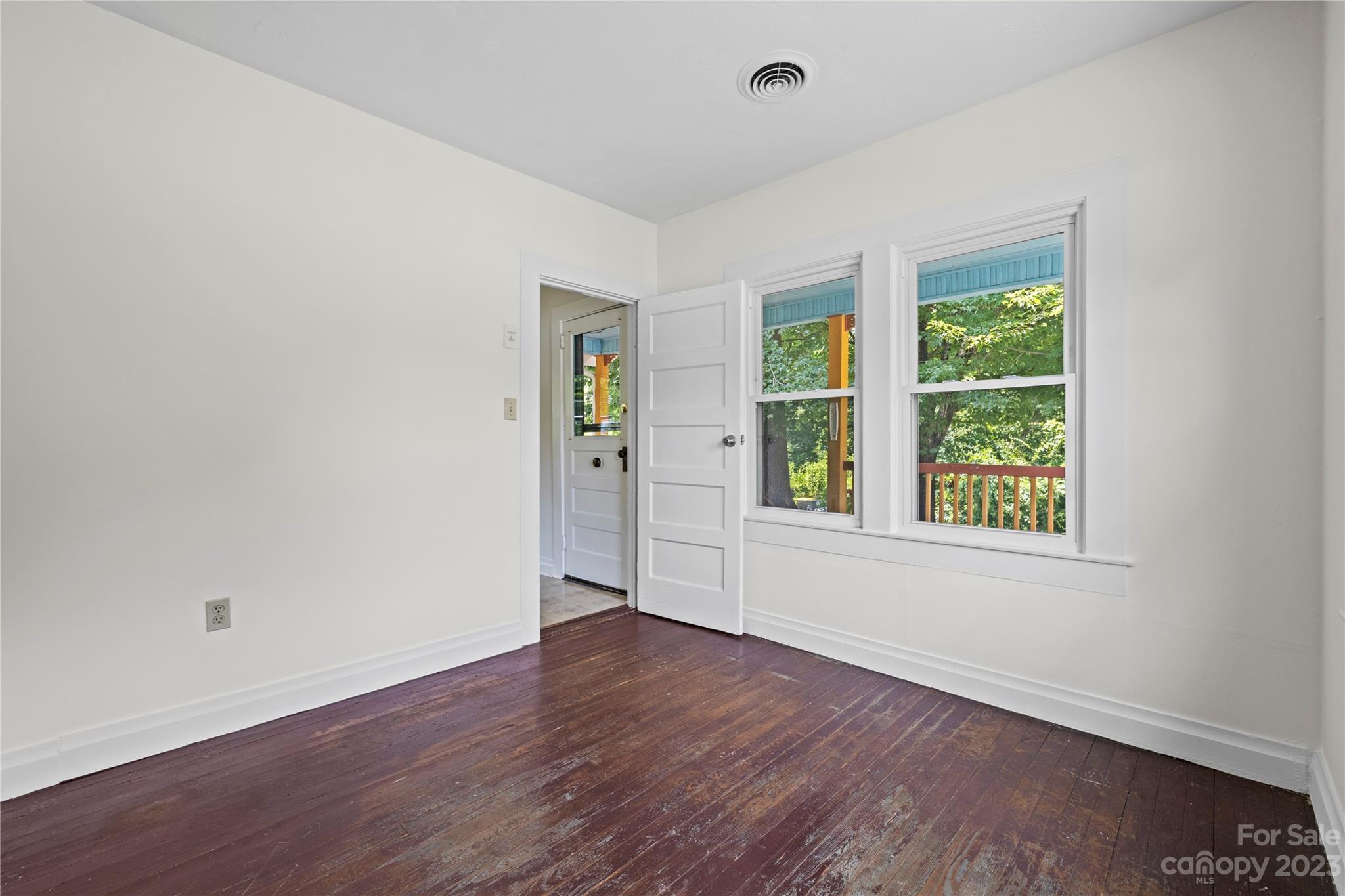 49 Elkwood Avenue Asheville NC 28804