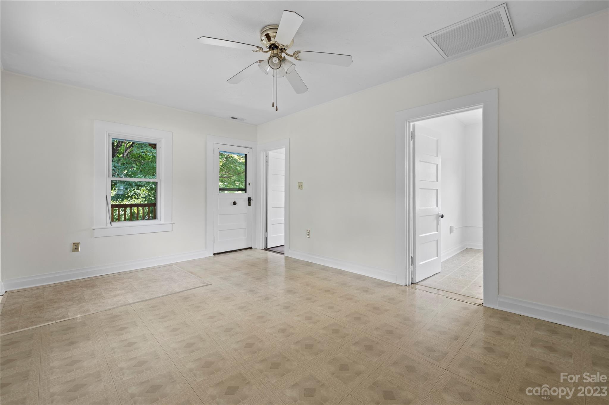 49 Elkwood Avenue Asheville NC 28804