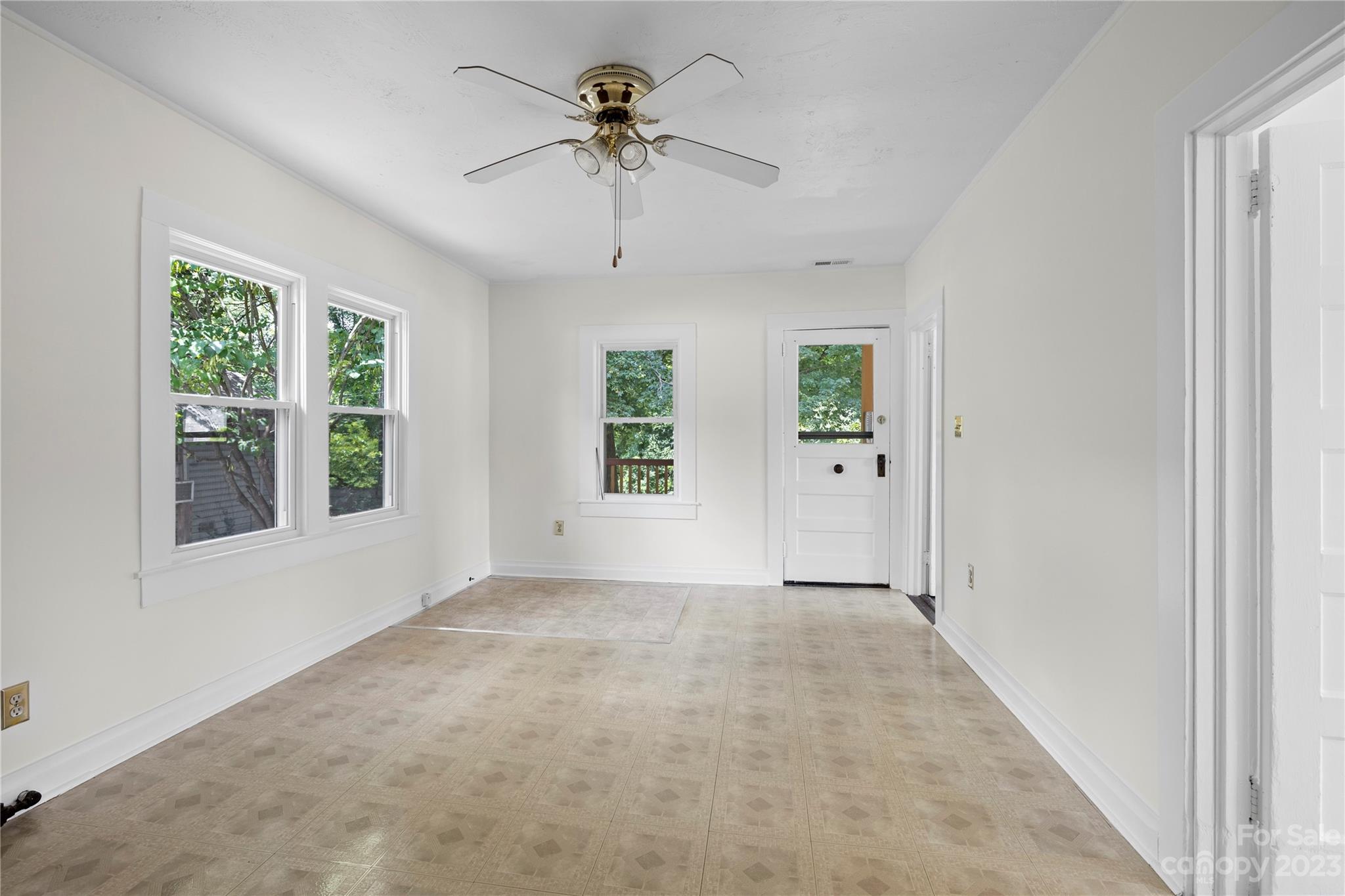 49 Elkwood Avenue Asheville NC 28804