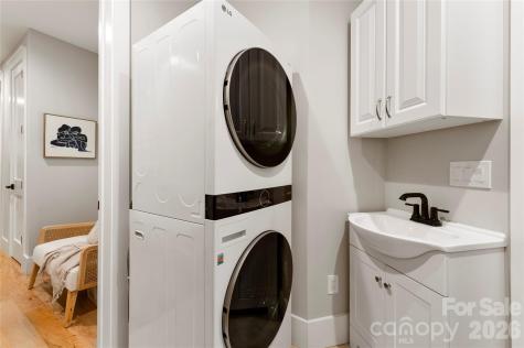 68 Huckleberry Ridge Lane Zirconia NC 28790