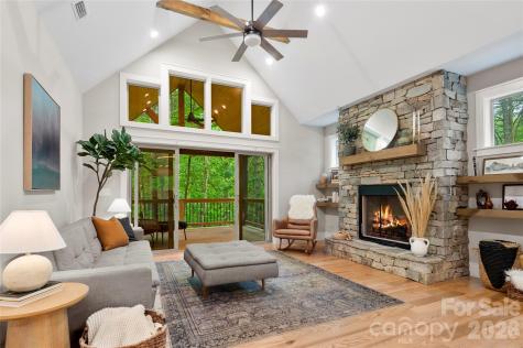 68 Huckleberry Ridge Lane Zirconia NC 28790