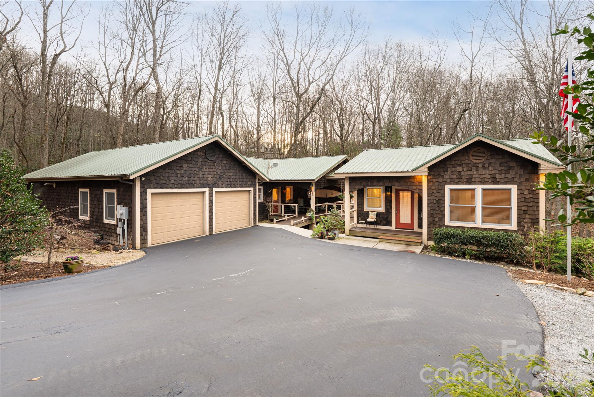Horse Shoe NC, 457 Hearthstone Way