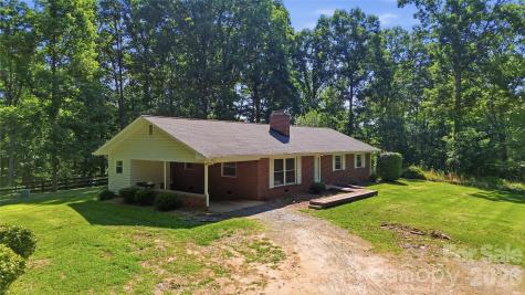 4411 Us 221 Highway Forest City NC 28043