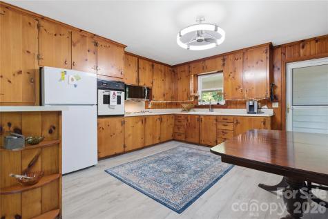 4411 Us 221 Highway Forest City NC 28043