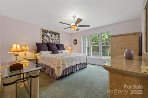 372 Kingfisher Lane Mills River NC 28759