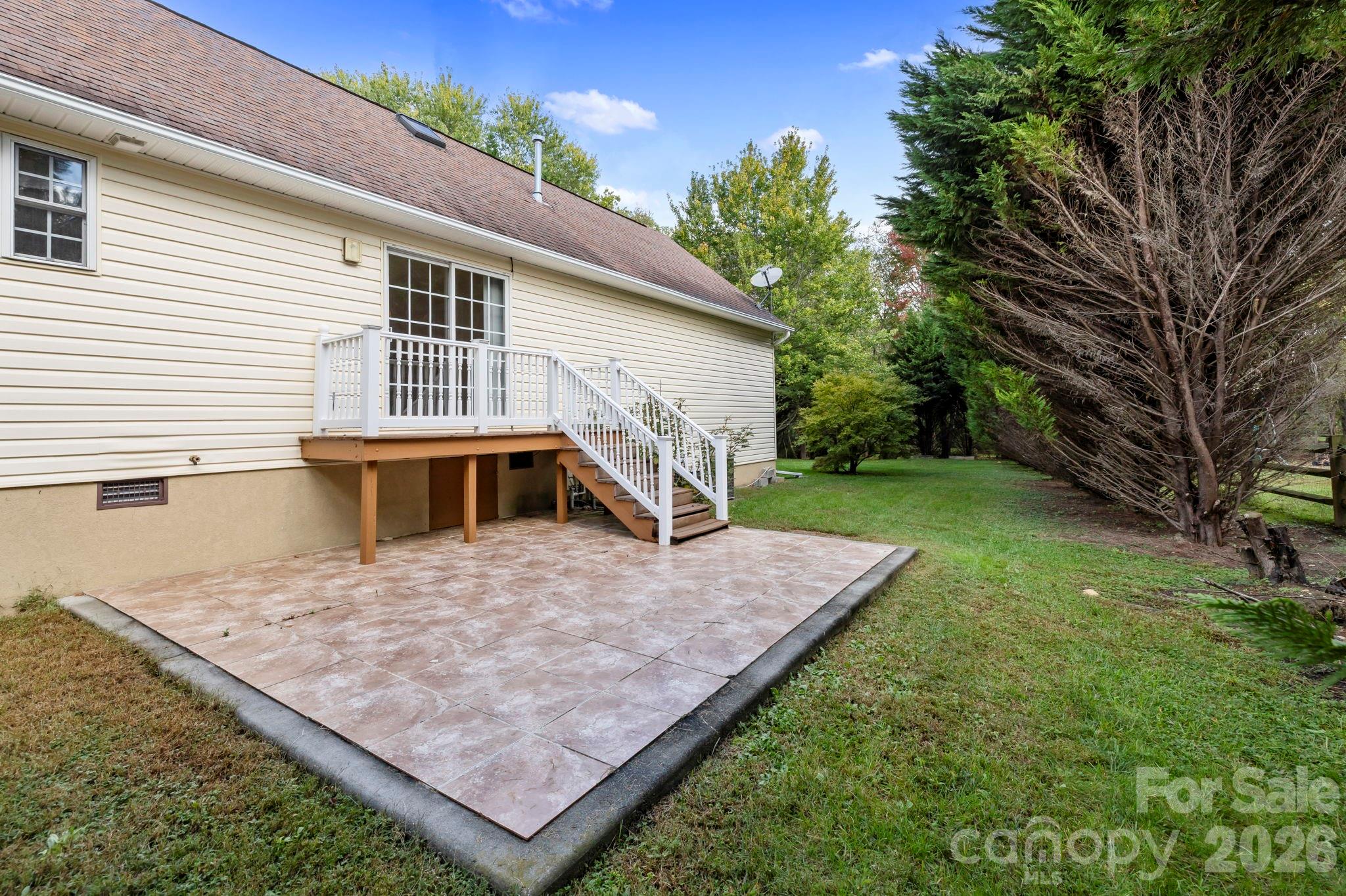372 Kingfisher Lane Mills River NC 28759