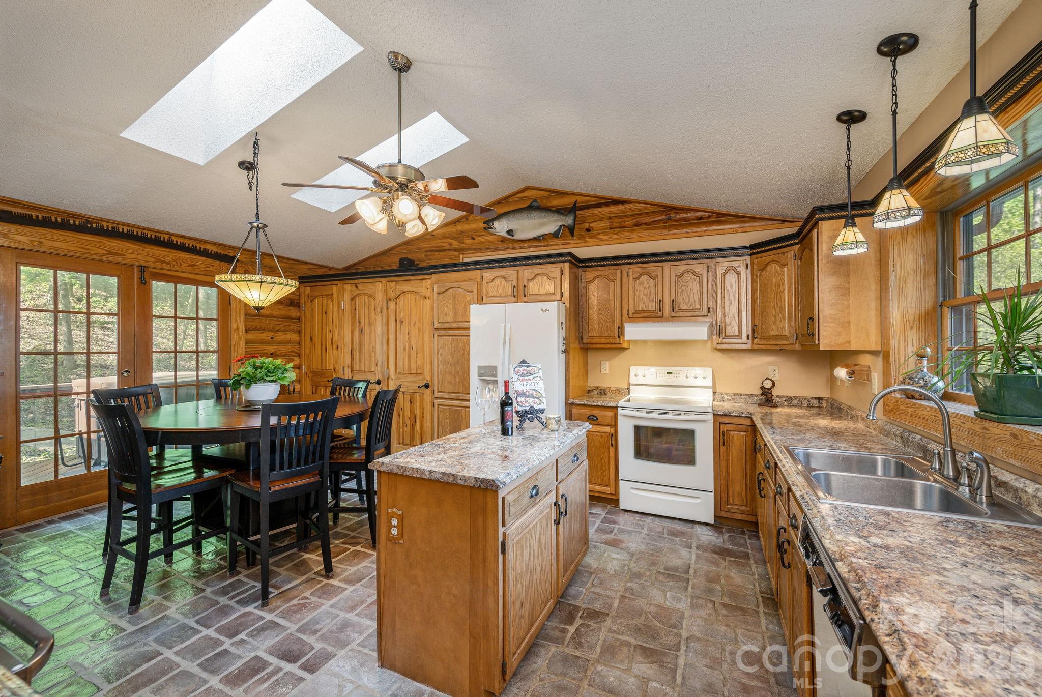 1126 Kilpatrick Road Hendersonville NC 28739