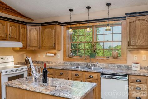 1126 Kilpatrick Road Hendersonville NC 28739