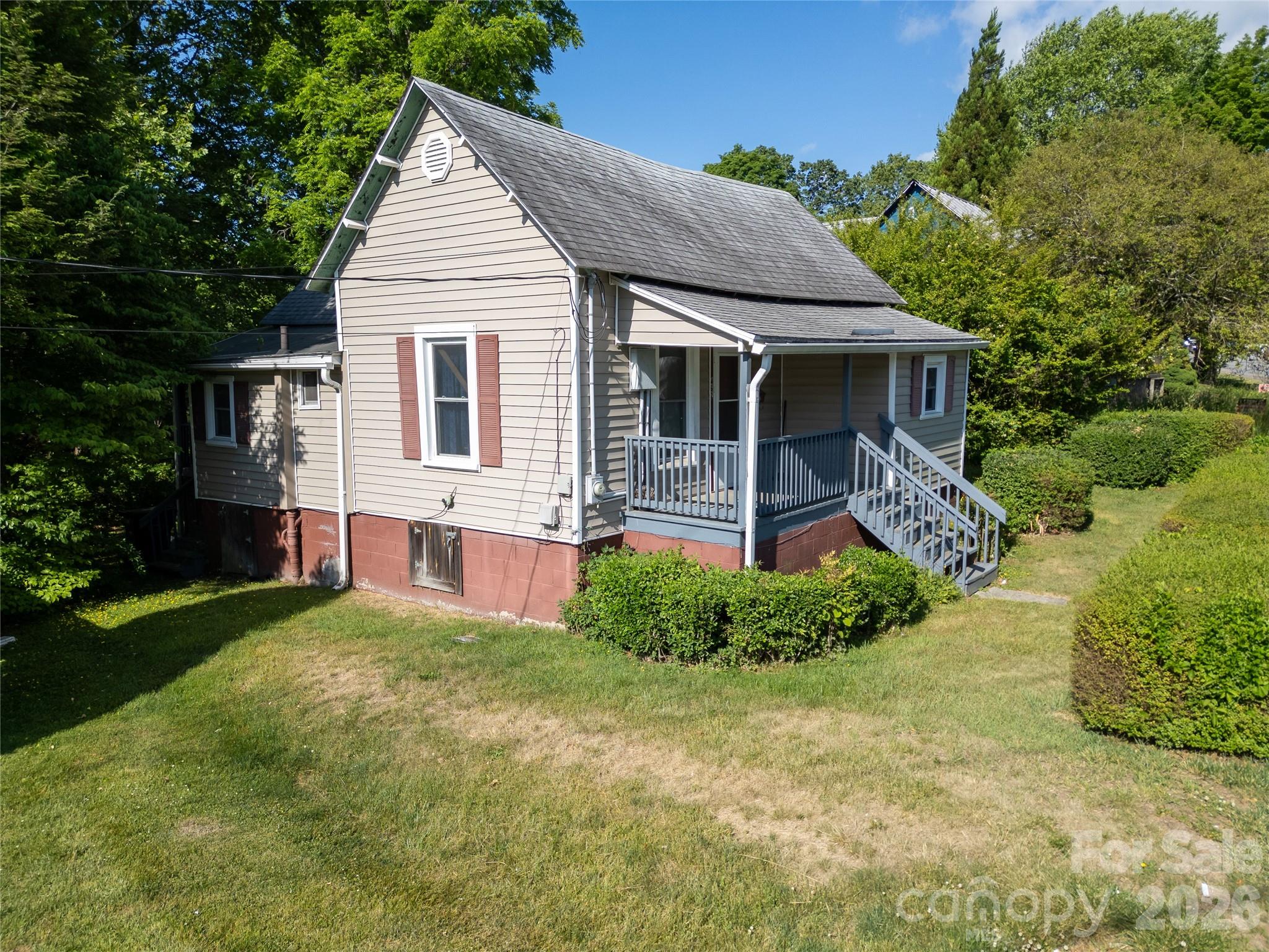 462 Walnut Street Waynesville NC 28786