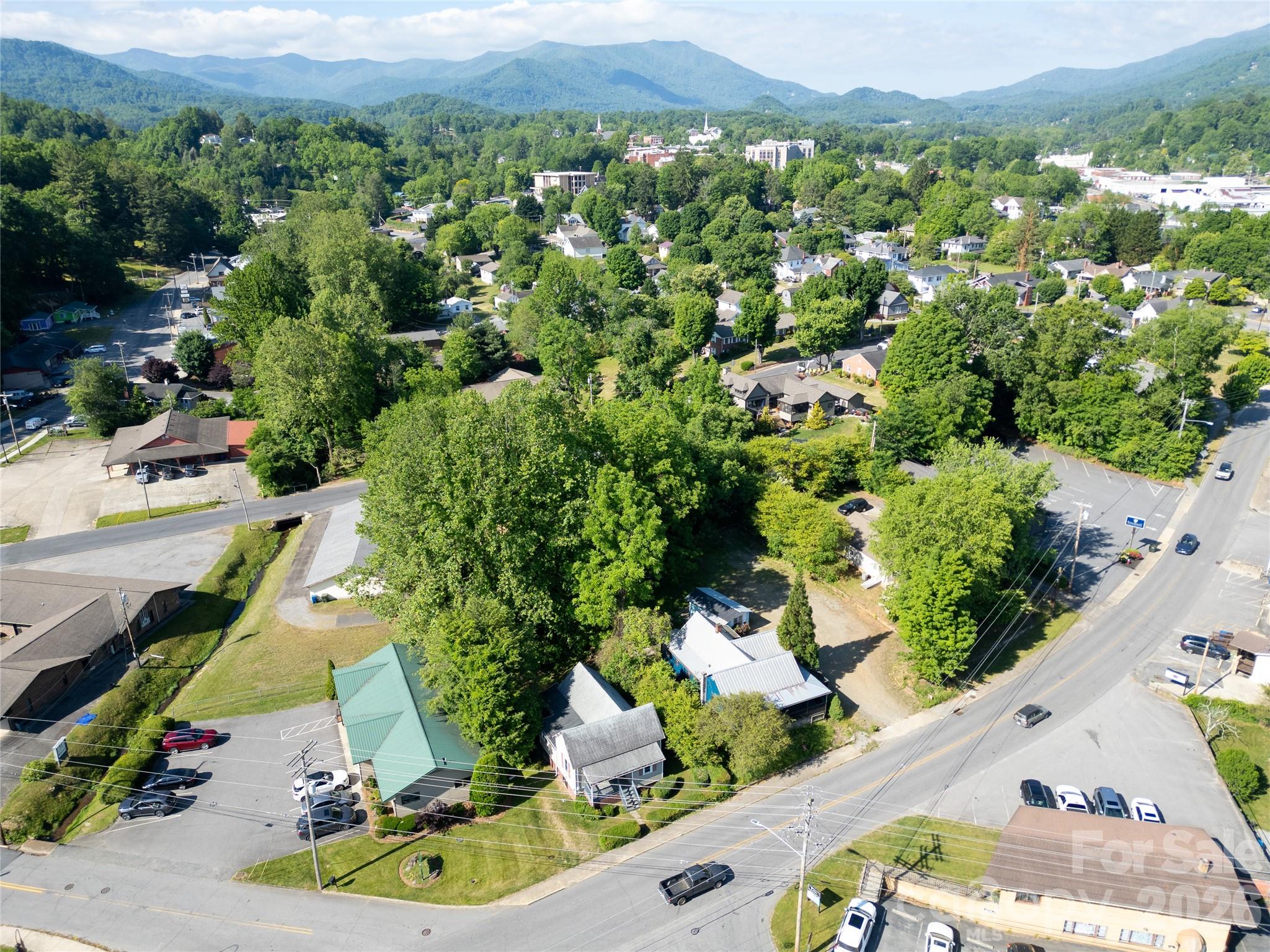 462 Walnut Street Waynesville NC 28786