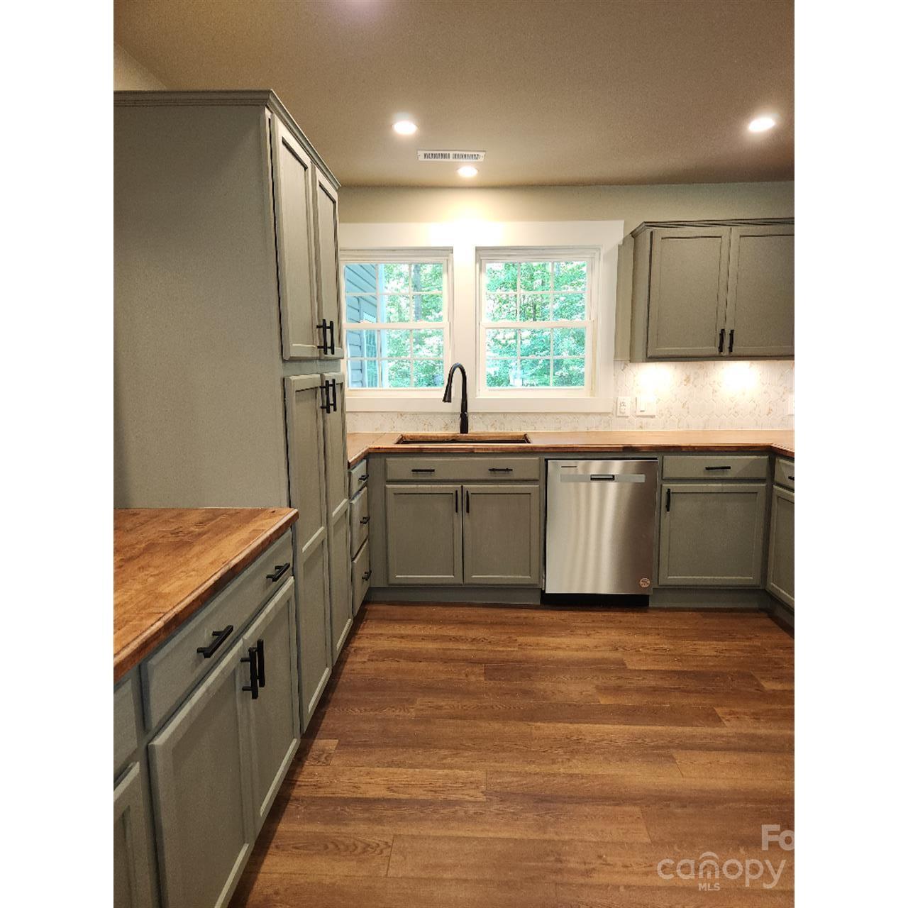 283 Robin Drive Marion NC 28752