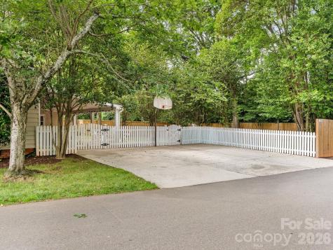 4212 Melchor Avenue Charlotte NC 28211