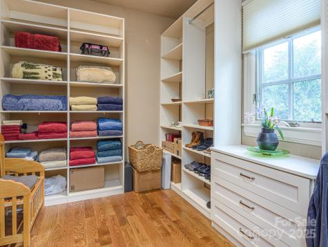 176 Valley Springs Road Asheville NC 28803