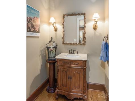 176 Valley Springs Road Asheville NC 28803