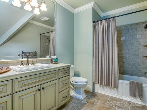 176 Valley Springs Road Asheville NC 28803