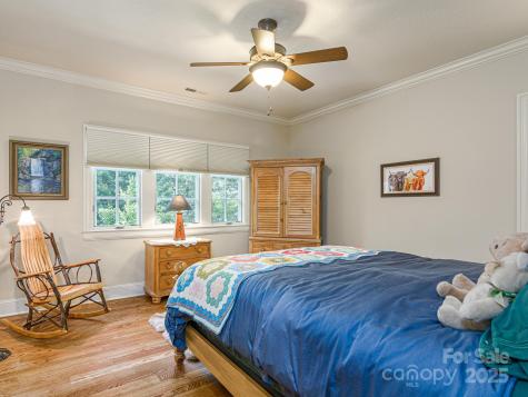 176 Valley Springs Road Asheville NC 28803