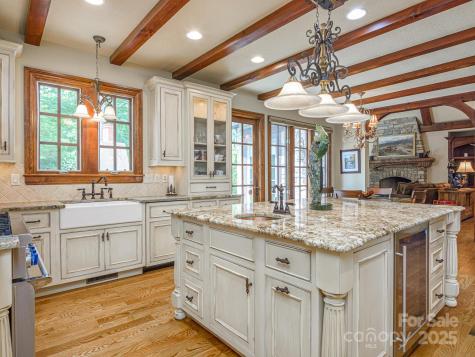 176 Valley Springs Road Asheville NC 28803