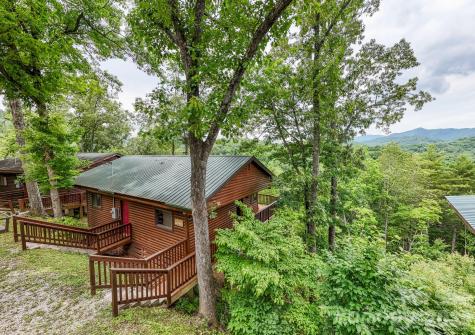 307 Blue Ridge Parkway Bryson City NC 28713
