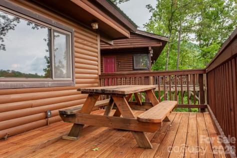 307 Blue Ridge Parkway Bryson City NC 28713