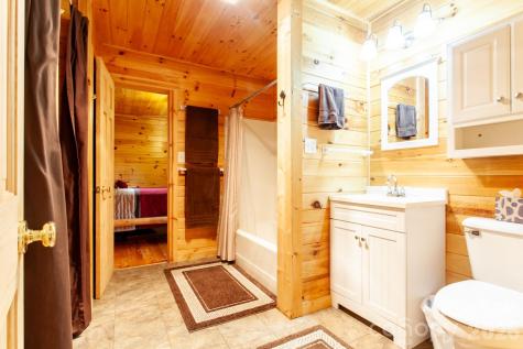 307 Blue Ridge Parkway Bryson City NC 28713