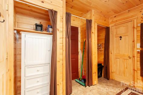 307 Blue Ridge Parkway Bryson City NC 28713