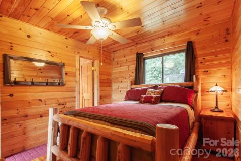 307 Blue Ridge Parkway Bryson City NC 28713