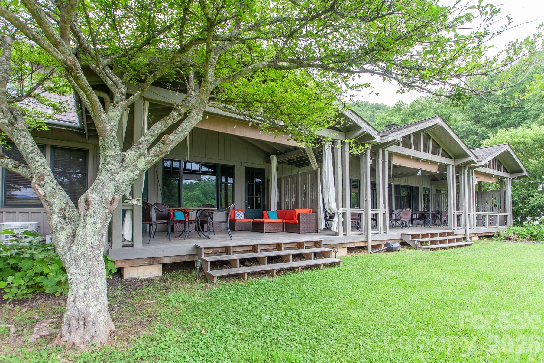 307 Blue Ridge Parkway Bryson City NC 28713