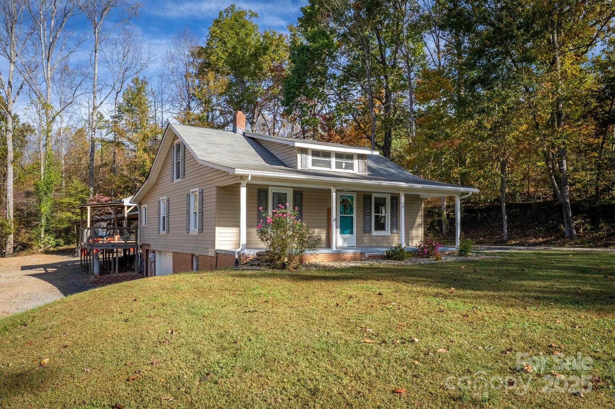 110 Topaz Avenue Morganton NC 28655