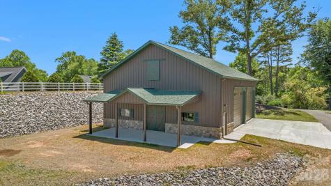 318 Heron Point Drive Wilkesboro NC 28697